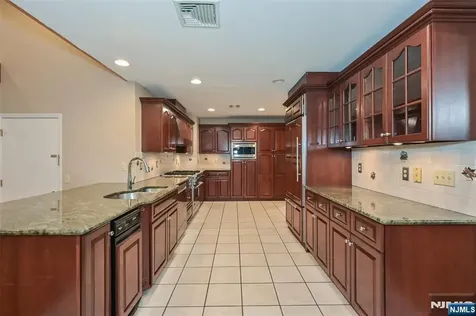 135 Elmwood Avenue Ho-ho-kus NJ 07423