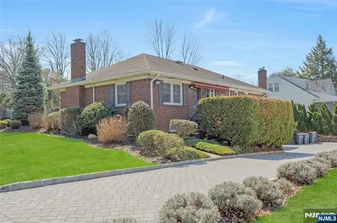 117 Wanamaker Avenue Oradell NJ 07649