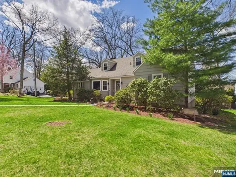 808 Parsons Road Ridgewood NJ 07450