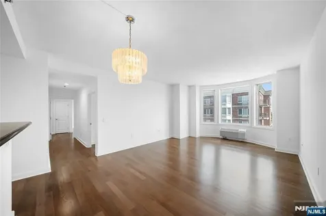 6408 City Place Edgewater NJ 07020