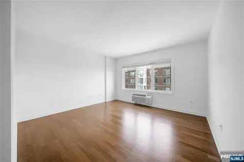6408 City Place Edgewater NJ 07020