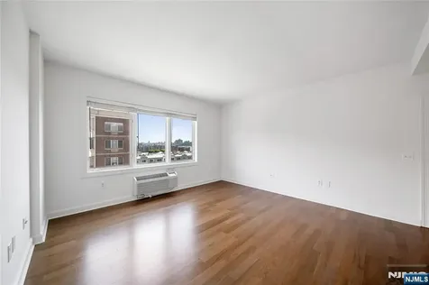 6408 City Place Edgewater NJ 07020