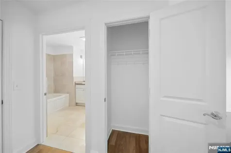 6408 City Place Edgewater NJ 07020