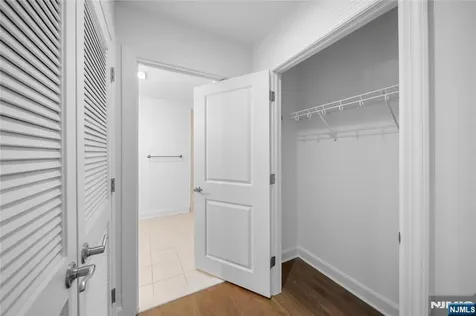 6408 City Place Edgewater NJ 07020