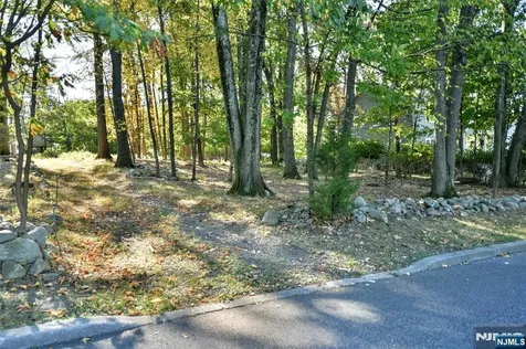 492 Manchester Avenue North Haledon NJ 07508