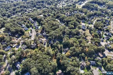 492 Manchester Avenue North Haledon NJ 07508