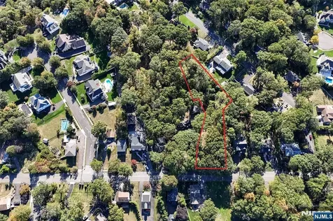 492 Manchester Avenue North Haledon NJ 07508