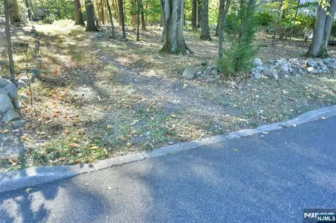 492 Manchester Avenue North Haledon NJ 07508