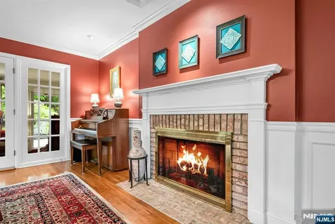 220 Ottowa Lane Franklin Lakes NJ 07417