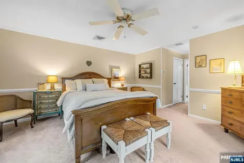 220 Ottowa Lane Franklin Lakes NJ 07417