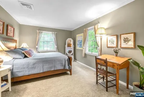220 Ottowa Lane Franklin Lakes NJ 07417