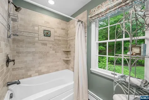 220 Ottowa Lane Franklin Lakes NJ 07417