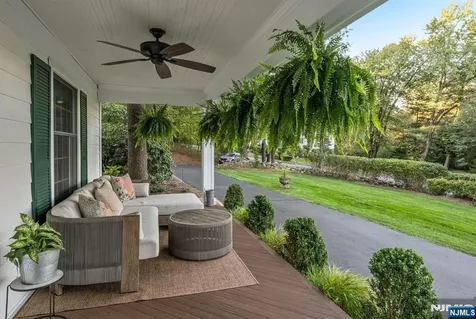 220 Ottowa Lane Franklin Lakes NJ 07417