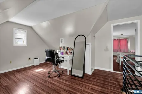1875 Pilgrim Way Union NJ 07083