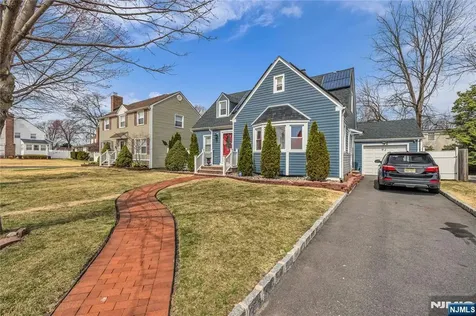 1875 Pilgrim Way Union NJ 07083