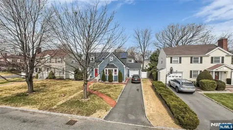 1875 Pilgrim Way Union NJ 07083