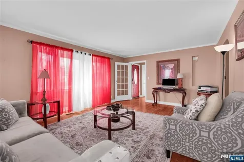 1875 Pilgrim Way Union NJ 07083