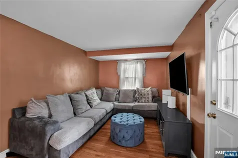 1875 Pilgrim Way Union NJ 07083