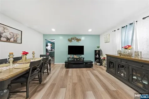 1046-1048 26th Street Paterson NJ 07513