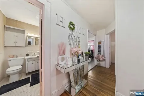 1046-1048 26th Street Paterson NJ 07513