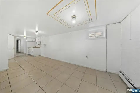 1046-1048 26th Street Paterson NJ 07513