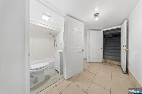 1046-1048 26th Street Paterson NJ 07513