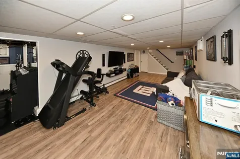 331 Lacey Drive New Milford NJ 07646