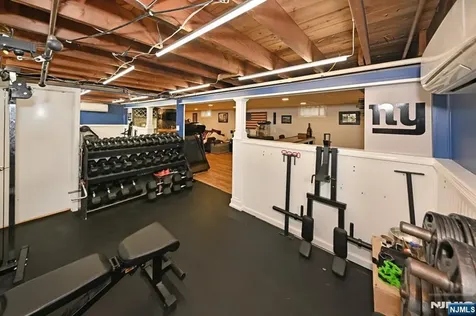 331 Lacey Drive New Milford NJ 07646