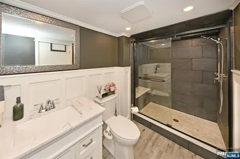 331 Lacey Drive New Milford NJ 07646