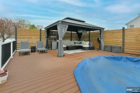 331 Lacey Drive New Milford NJ 07646
