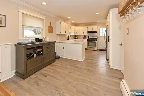 331 Lacey Drive New Milford NJ 07646