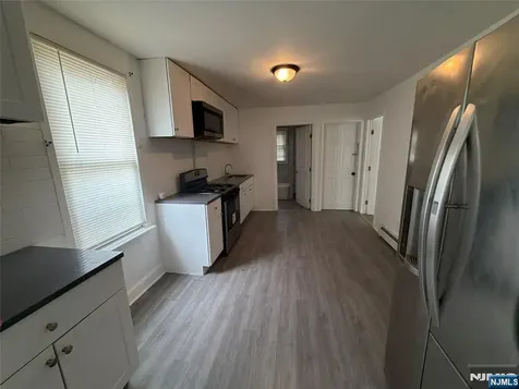 70 Welland Avenue Irvington NJ 07111