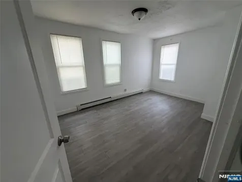 70 Welland Avenue Irvington NJ 07111