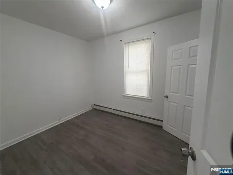 70 Welland Avenue Irvington NJ 07111