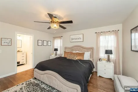 8 Cypress Court Fairfield NJ 07004