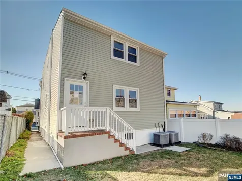 156 Crystal Street North Arlington NJ 07031