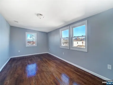 156 Crystal Street North Arlington NJ 07031