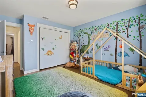 15 Wanda Court Clifton NJ 07014