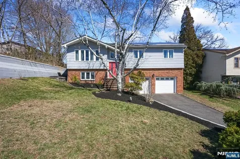 15 Wanda Court Clifton NJ 07014