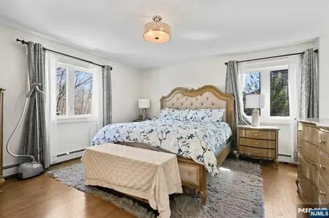 15 Wanda Court Clifton NJ 07014