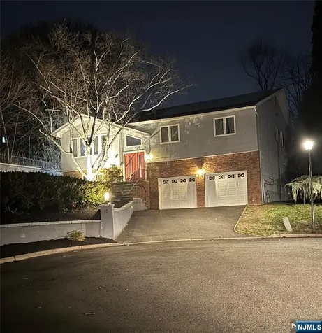 15 Wanda Court Clifton NJ 07014
