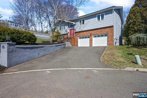 15 Wanda Court Clifton NJ 07014