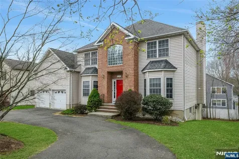 123 Livingston Avenue Livingston NJ 07039