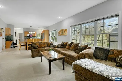 123 Livingston Avenue Livingston NJ 07039