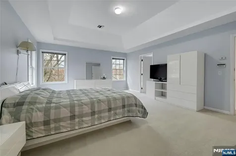 123 Livingston Avenue Livingston NJ 07039