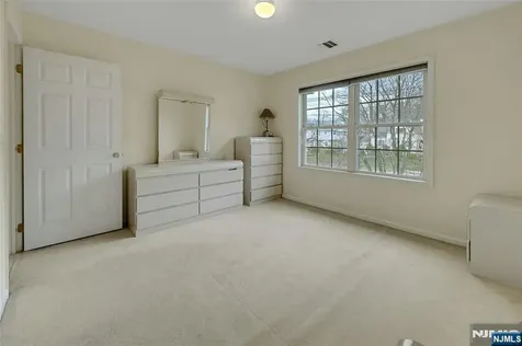 123 Livingston Avenue Livingston NJ 07039