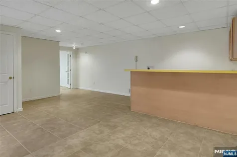 123 Livingston Avenue Livingston NJ 07039