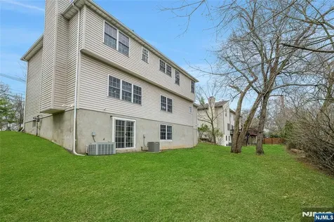 123 Livingston Avenue Livingston NJ 07039
