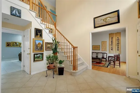 123 Livingston Avenue Livingston NJ 07039
