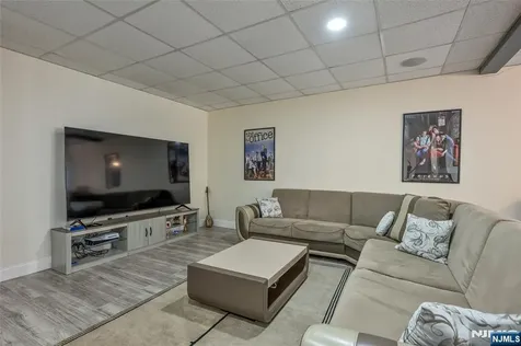 18 Renshaw Drive Montville Township NJ 07045